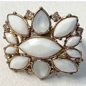 19 Cocktail Ring White Cluster Marquis Moon Pear And Tiny
Rhinestones